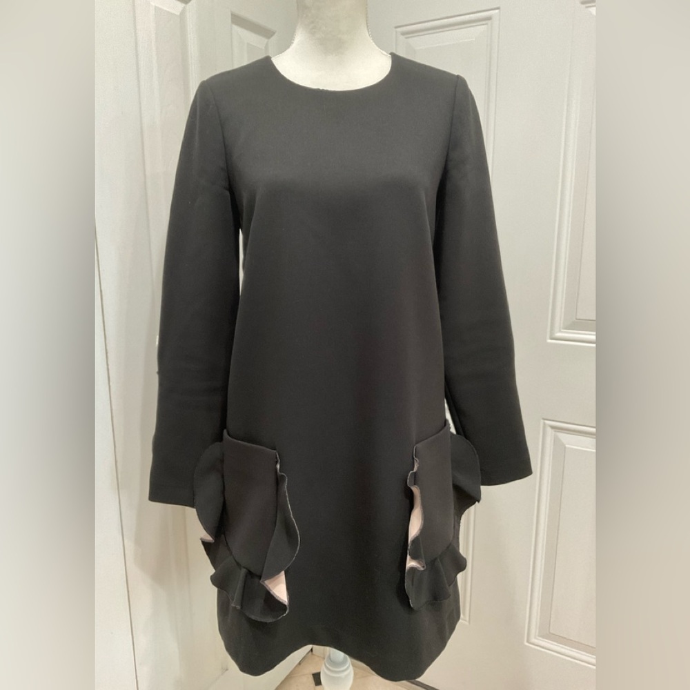 🍏BCBGMaxAzria Women’s Black Mini Ruffled Trim Pockets/Sleeves Dress, XS